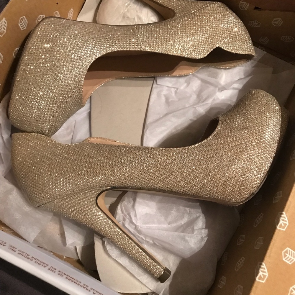 Gold/champagne heels